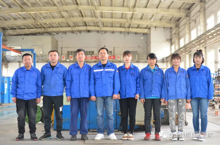 導(dǎo)體車間束絲組獲得“天津市工人先鋒號”榮譽稱號